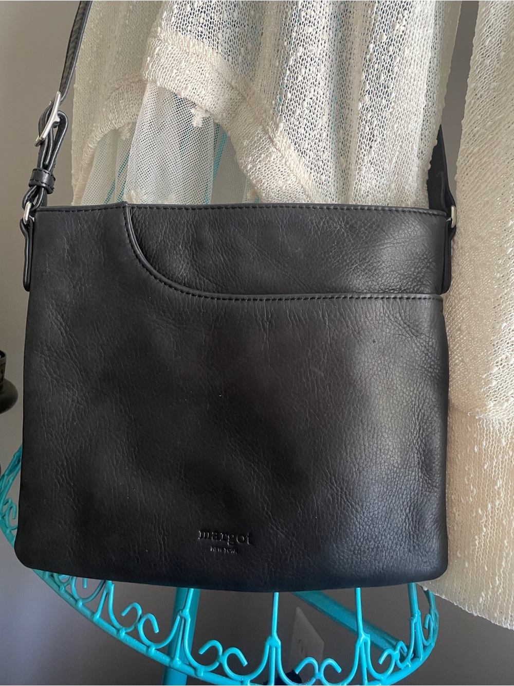 Margot New York Black Leather Crossbody Bag - Picture 4 of 12